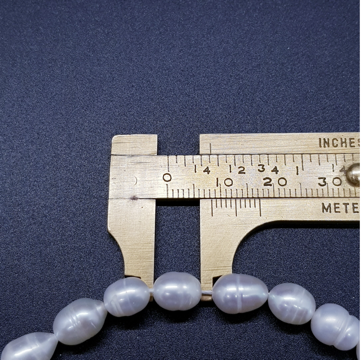 8-9mm Natural Freshwater Pearl Beads Round Oval Shape 160898