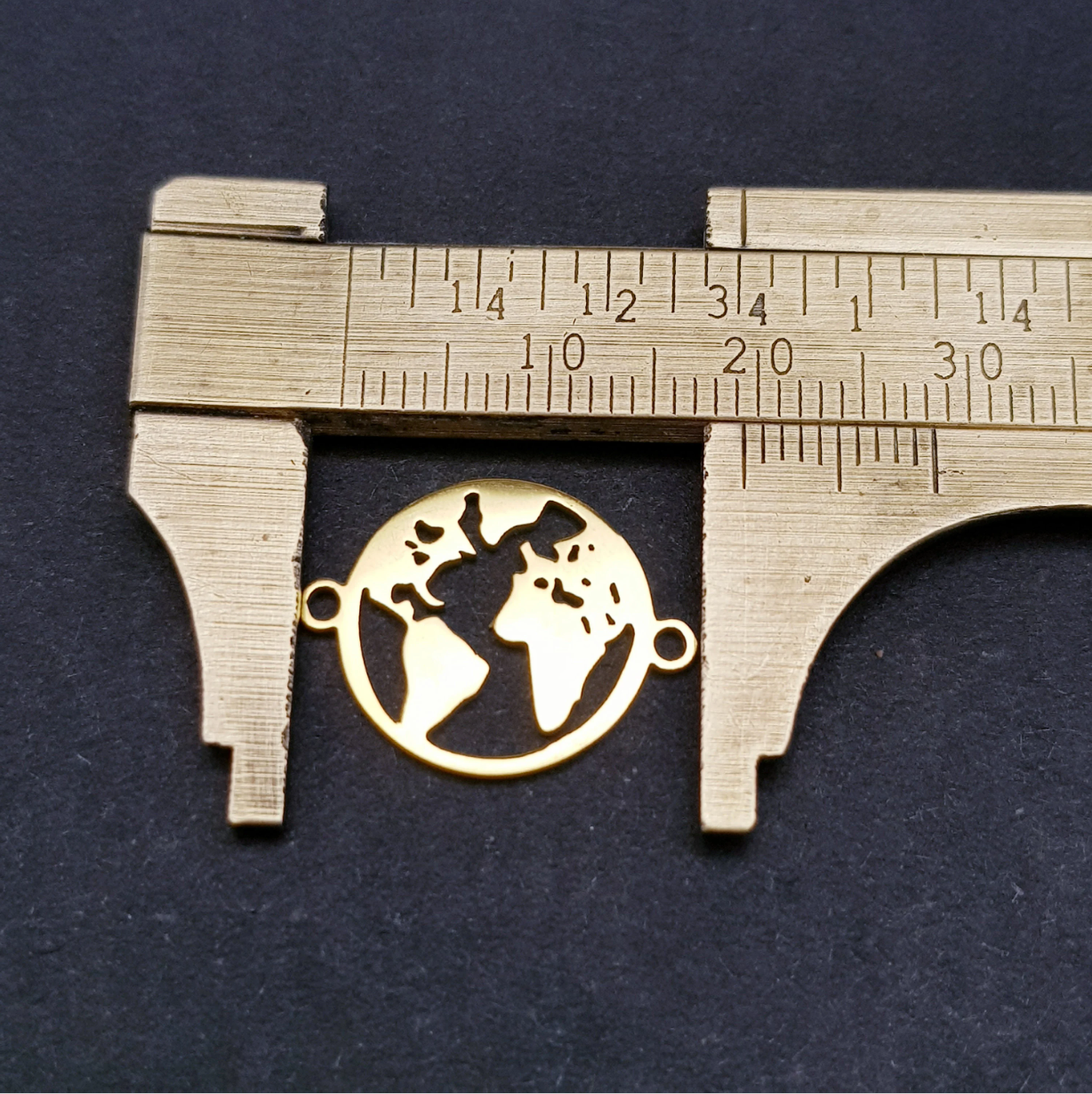 Stainless Steel World Map Bracelet Connector Charm